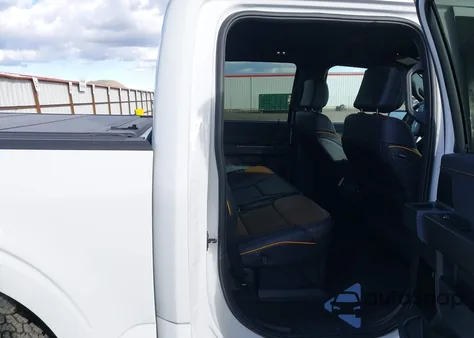 2025 Ford F-150 Tremor из США, поврежденный, VIN 1FTFW4L83SFC56781